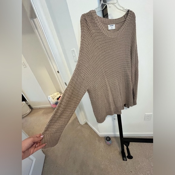 Brown Oversized Sweater - Picture 4 of 4